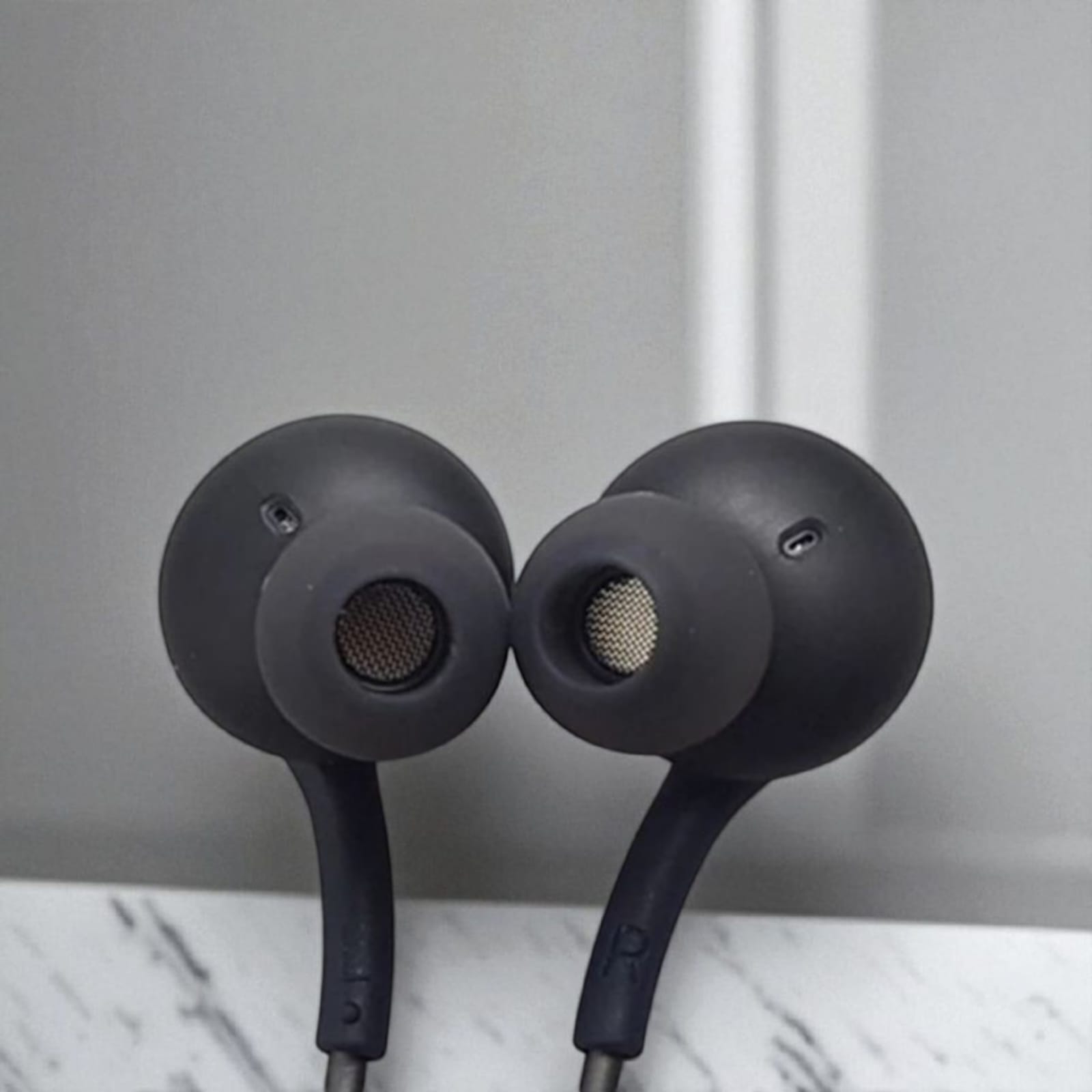 Audífonos Samsung Akg De 3,5 Mm Con Mando Y Micrófono - Imagen 3