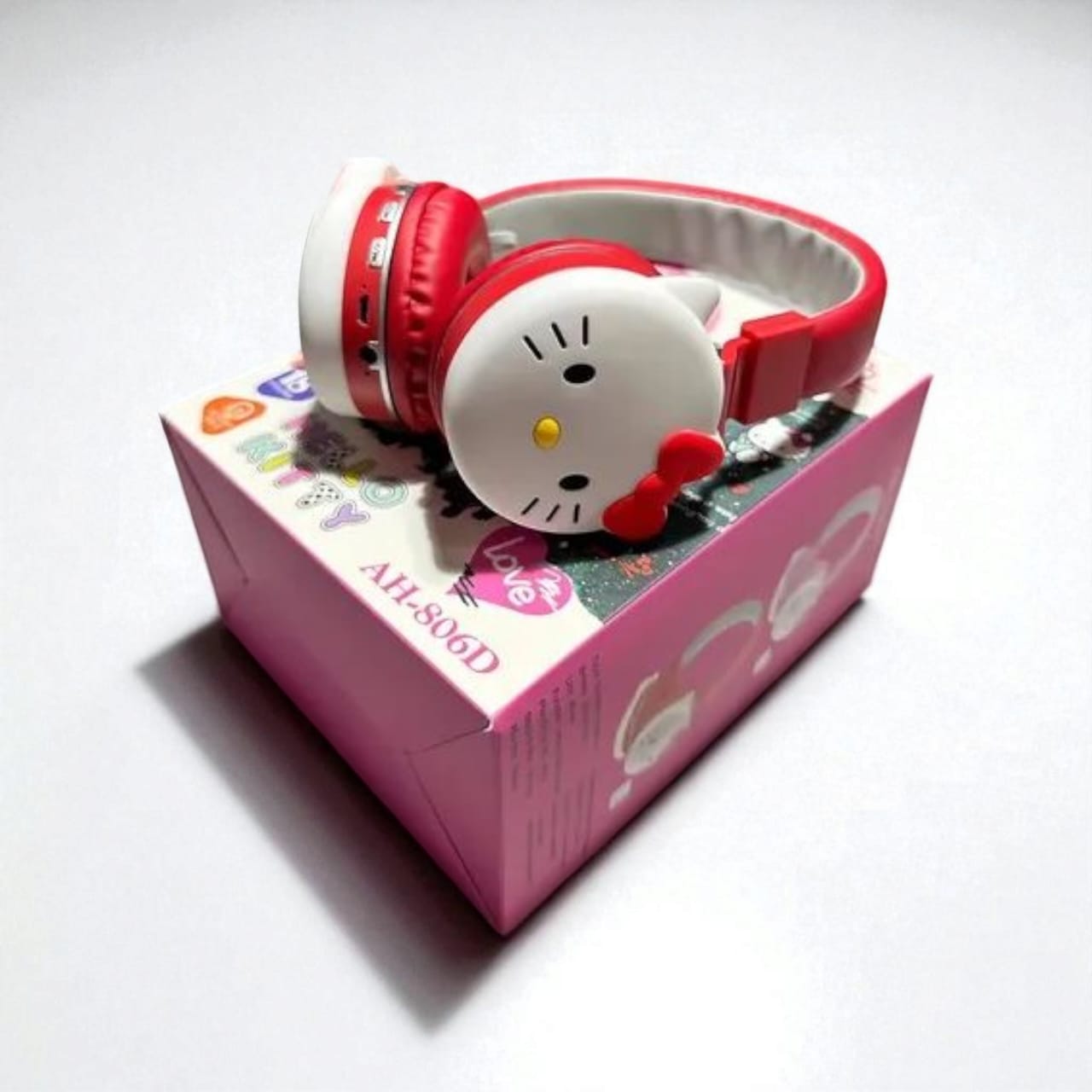 Audífonos Inalámbricos Hello Kitty AH-806D - Imagen 4